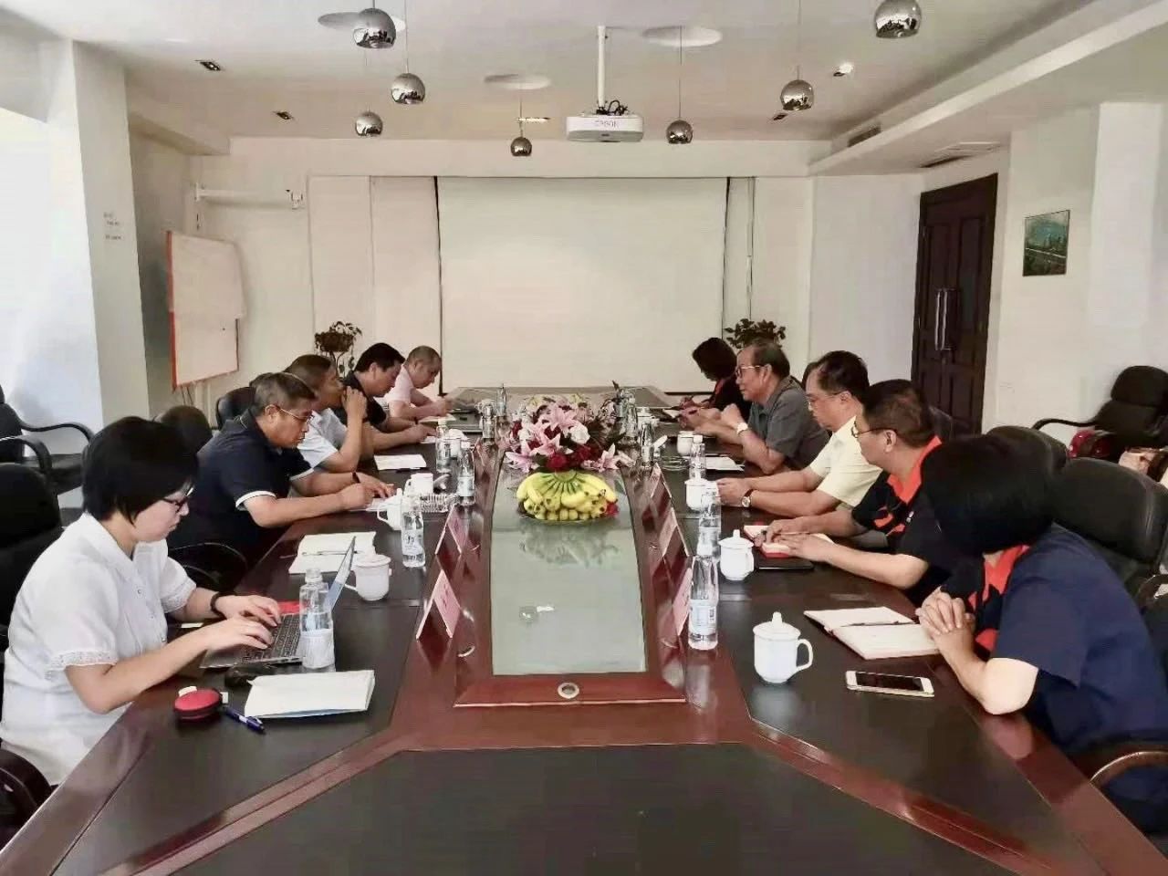范顺科一行到天津锐新科技调研