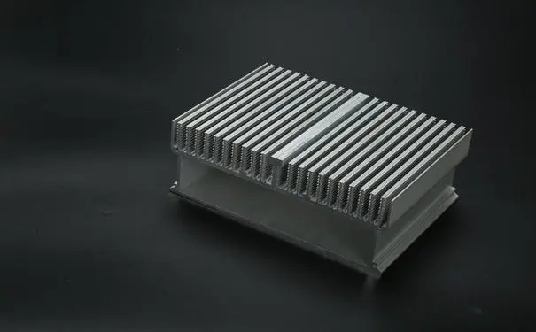 调查：预测铝将出现过剩