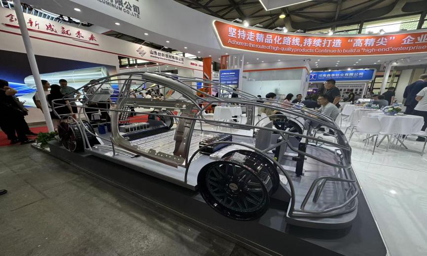 全球能源转型下，“以铝代铜”冲出新赛道