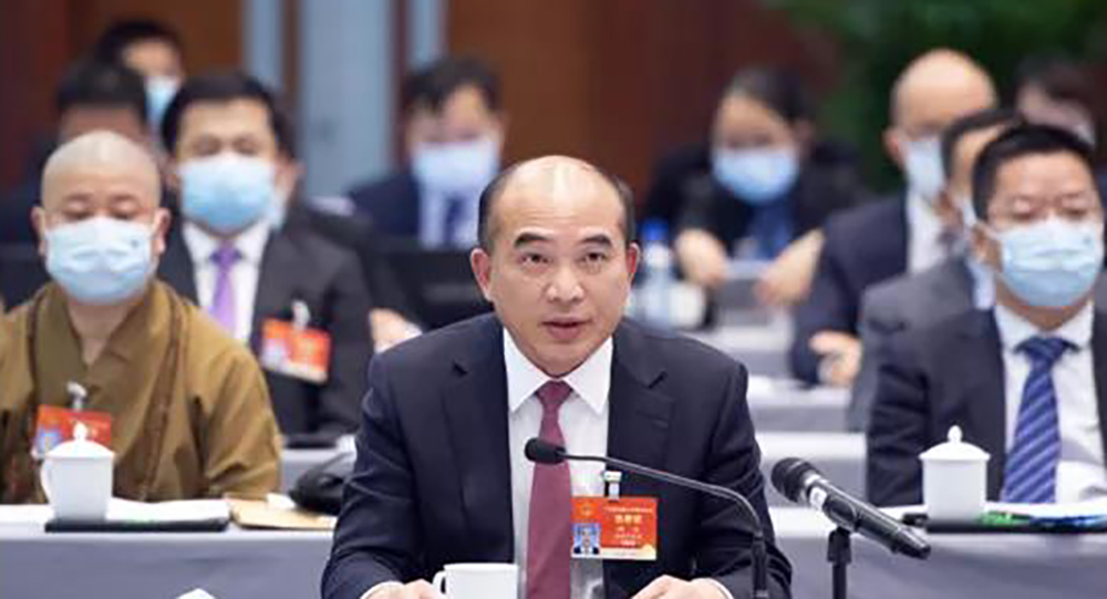 两会报道 | 全国人大代表、三棵树董事长兼总裁洪杰： 大力发展绿色建筑，助力实现碳中和目标