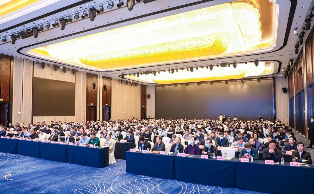 广亚铝模总经理徐敏生荣获“中国模板脚手架行业领军人物”