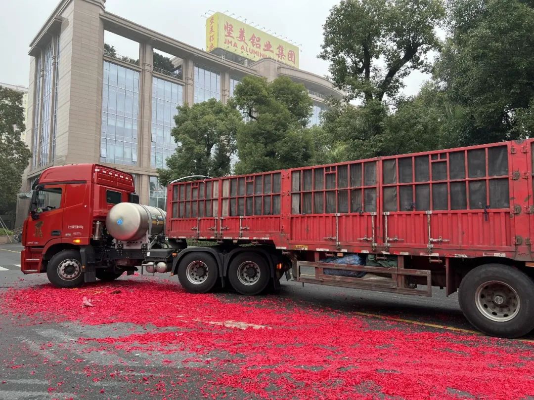 卯足干劲，全力冲刺！坚美铝业开工奋战2023开门红！