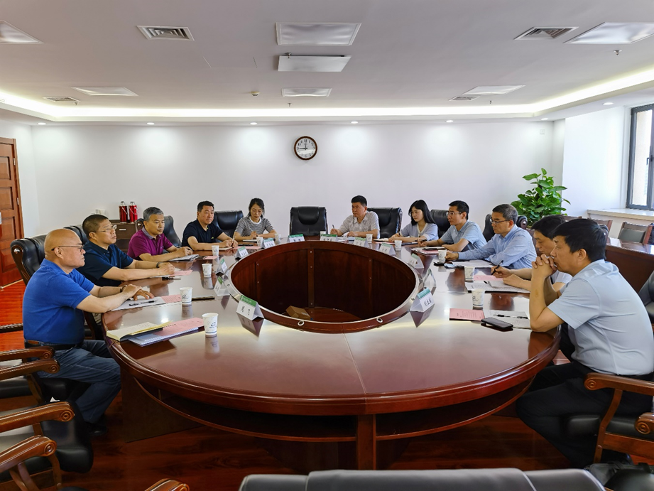 范顺科理事长会见河南省人民政府副秘书长刘荣一行