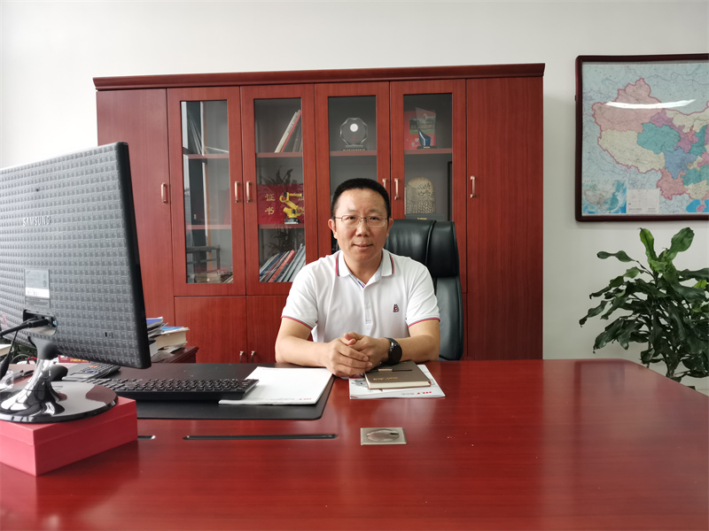 恒力泰新型压机事业部总经理秦杰.jpg