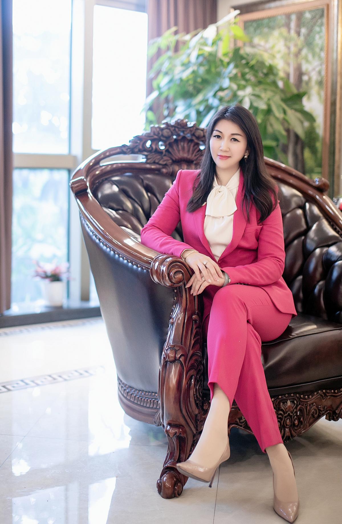 高登李婧2.jpg