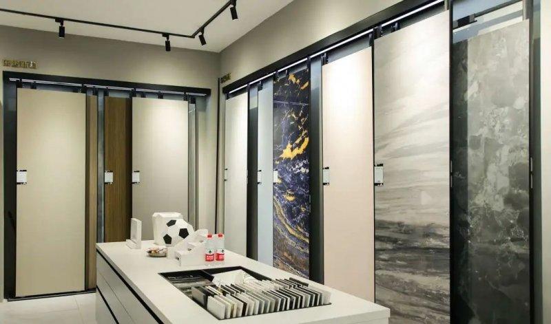 秦占学：共同推动建材家居产业持续发展_2